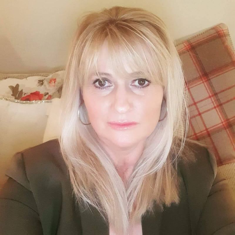 Blonfie21
